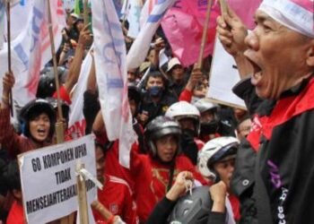 Sidoarjo dan Mojokerto Belum Usulkan UMK Tahun 2014