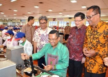 Sektor Industri,  Penggerak Utama Pertumbuhan Ekonomi