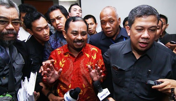 Halangi Penyidik KPK, Fahri Hamzah Membela Koruptor