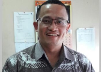 SINAKSAK CENTER : Pemberatan Syarat Independen, Lonceng Kematian Parpol