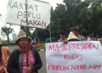 Warga Rembang: Kami Dikompori Gun Retno Agar Tolak Pabrik SI