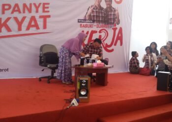 Ahok: Banyak Paman Saya Yang Mualaf