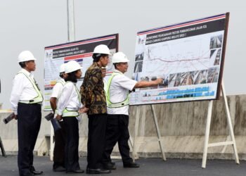 Mangkrak 22 Tahun, Jokowi Berharap Tol Becakayu Bisa Digunakan Akhir 2017