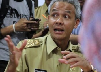 Pengamat: Ganjar Ambil Keputusan Politik Tepat Melawan Penolak Semen Rembang