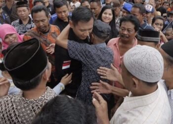 Petrus: Ahok-Djarot Sebaiknya Rangkul Agus-Sylvi