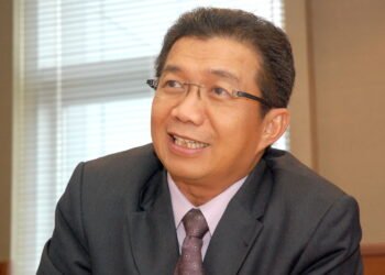 Pentingnya Membangun Prilaku Konsumen Agar Industri Keuangan Kuat