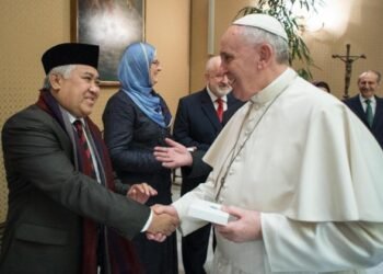 Samakan HTI Dengan Vatikan, Pernyataan Din Syamsuddin Menyesatkan