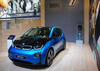 Mobil Listrik BMW Belum Kompetitif