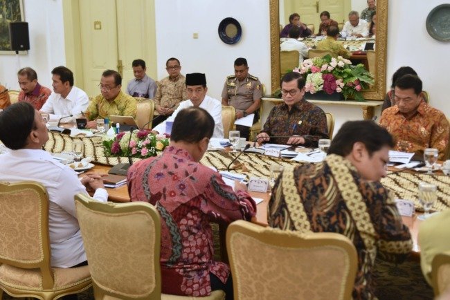 Presiden Minta Sistem ‘Online Single Submission’ Segera Diterapkan