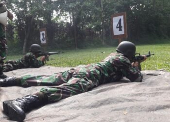 Aksi Menembak Warnai Latihan Anggota Kodim Depok