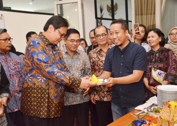 Kontribusi Manufaktur Terhadap Perekonomian 17%