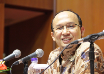 PKS: Lindungi Masyarakat dari Rentenir Online