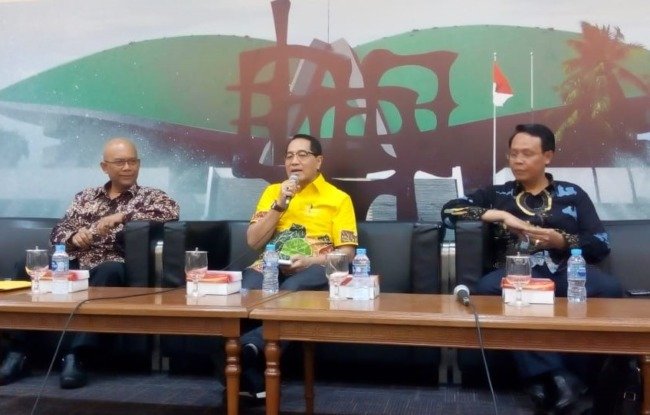 Cegah Politisasi,  Tolak Penerbitan Perppu Soal e-KTP WNA