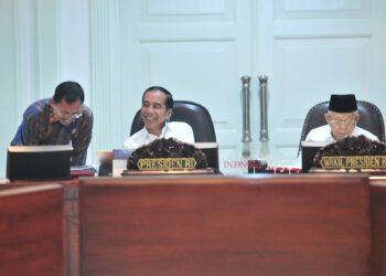 95% Bahan Baku Obat Masih Impor, Jokowi Minta Pangkas Regulasi