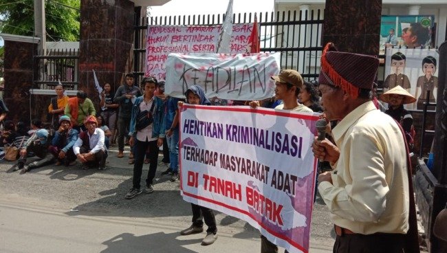 Hentikan Kriminalisasi Terhadap Masyarakat Adat