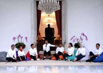 Presiden Jokowi Kenalkan 7 Milenial Sebagai Staf Khusus Baru