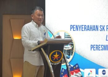 Serahkan SK Penugasan Kuota BBM Subsidi, Menteri ESDM: Jangan Lagi Ada Penyimpangan