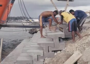 PUPR:  Blok Beton 3B  Mampu Tahan Gelombang Air  Laut