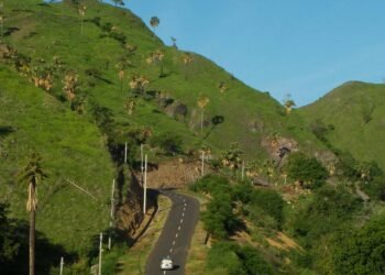 Komisi V DPR RI Dukung Pembangunan Jalan Lintas Utara Flores