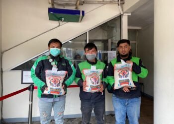 BNI Syariah Salurkan Bantuan 5,7 Ton Beras ke Ojek Online dan Pedagang