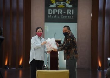 Ajak DPR, Bukopin Kucurkan CSR Bantu  9000 Paket Sembako