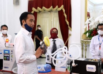 Presiden Pamerkan 55 Produk Alkes Tangani Covid-19 Karya Anak Bangsa