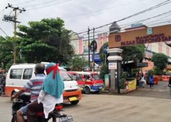 Pusat Perbelanjaan di Tangsel Disesaki Pengunjung, Perpanjangan PSBB Sia-sia