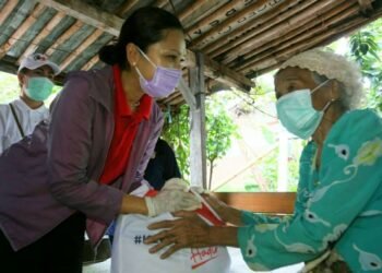 Baru 5.300 Warga Terdampak Covid-19 di Tangsel Dapat Bansos