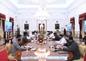 Presiden: Siapkan Terobosan Baru untuk Percepat Penanganan Pandemi