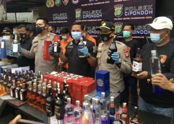 Polisi Gagalkan Peredaran Miras Ilegal di Tangerang