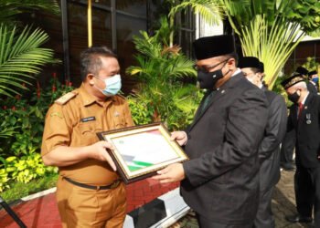 Serahkan Harmony Award HAB ke-75, Menag: Kemenag Milik Semua Umat