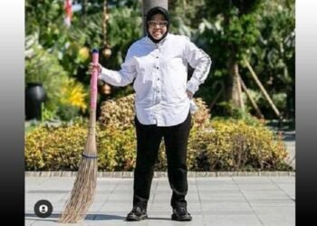 Tri Rismaharini dan Hunian Kolong Jembatan