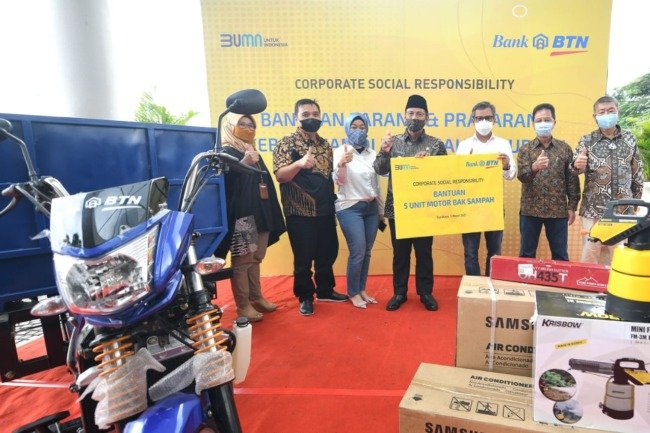 BTN Bantu Warga Lamongan