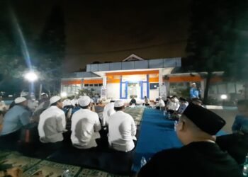 Perumda Tirta Patriot Adakan Pengajian Dan Santunan Anak Yatim