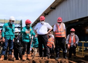 Pabrik Bahan Baku Baterai Kendaraan Listrik Pertama di Indonesia Resmi Beroperasi