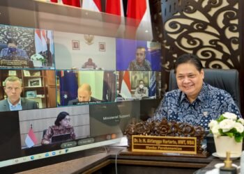 Pemerintah Indonesia tetap teguh dalam menangani dampak kesehatan dari pandemi.