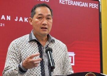 Kementerian Perdagangan (Kemendag) akan melakukan uji coba penerapan protokol kesehatan melalui aplikasi PeduliLindungi di pasar rakyat