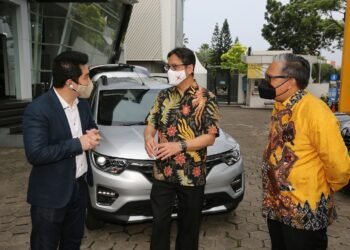 Ramah Lingkungan, Bank DBS Beli 108 Unit Renault Triber Buat Kendaraan Operasional