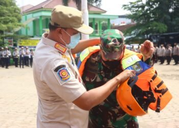 Tanggapi Musim Hujan Tiba, Wakil Wali Kota Bekasi Pimpin Apel Siaga Banjir