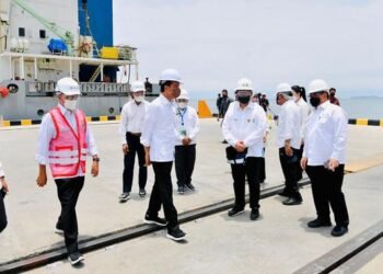 Presiden mengapresiasi kecepatan pembangunan terminal pelabuhan tersebut.