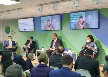 langkah Bank Pembangunan Asia atau Asian Development Bank (ADB) sebagai mitra kerja sama dalam mendukung percepatan proyek infrastruktur rendah karbon di Indonesia maupun kawasan Asia Tenggara (ASEAN) melalui Mekanisme Transisi Energi atau Energy Trantition Mechanism (ETM).