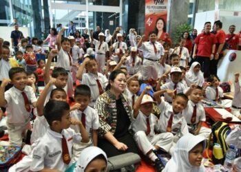 Emrus: Kepemimpinan Keibuan Puan Maharani Dibutuhkan Bangsa Ini
