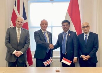 Menkominfo Dapat Komitmen Pembiayaan HTS Senilai GBP650 Juta