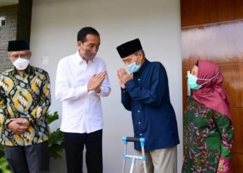 Jenguk Buya Syafii di Sleman, Jokowi:  Alhamdulillah Beliau Sehat Walafiat