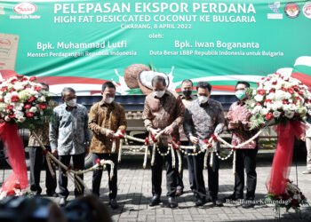 Mendag Lutfi Lepas Ekspor Perdana Kelapa Parut Sasa ke Bulgaria
