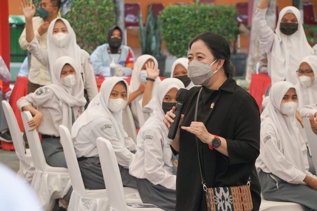 Covid-19 Naik Lagi, Puan Minta Prokes Sekolah Tatap Muka Jadi Perhatian Lebih