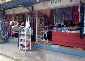 Kenaikan Tarif Masuk TNK Memicu UMKM di Labuan Bajo Gulung Tikar