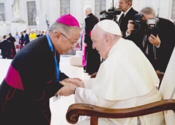 Uskup Mandagi Undang Paus Fransiskus ke Merauke