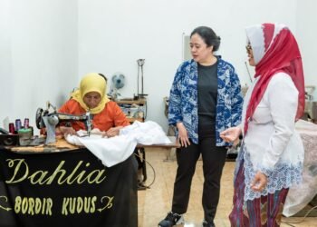 Kunjungi Gerai Bordir Kudus dan Galeri Dian Pelangi, Puan Tekankan Promosi Wastra Nusantara