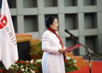 Megawati Lantik Laksdya Amarulla Octavian Jadi Wakil Kepala BRIN